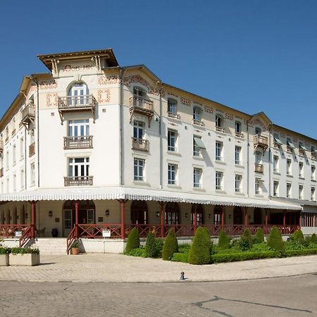 Hotel Logis Les Loges Du Parc La Roche-Posay Exterior foto